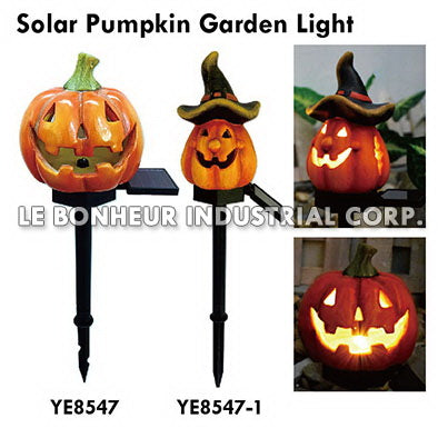 Solar Pumpkin Garden Light