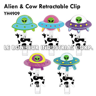 Alien & Cow Retractable Clip